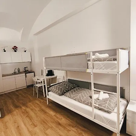 Dormitory 3 Beds B Apartment